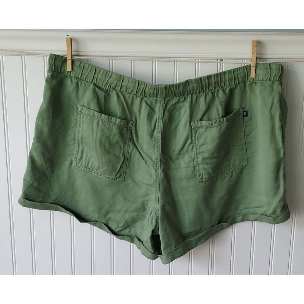 Gap‎ Women's XXL Lyocell Drawstring Pull-On Tencel Cuffed Hem Short Green NWT - Picture 2 of 6